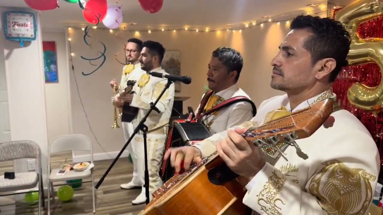 Promotional video thumbnail 1 for Mariachi Juvenil Azteca