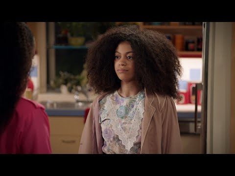 Bow Gets Caught Sneaking Out to Go to Church - mixed-ish