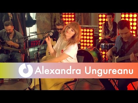 Alexandra Ungureanu - Atat de usor (Molecule F Session)
