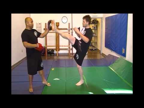 Jeet Kune Do - Kickboxing Combo # 3 w/ Spin Kicks