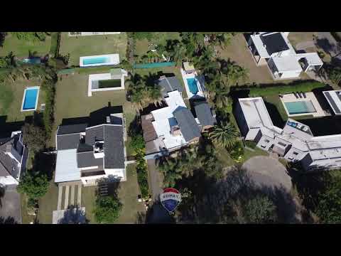 VENTA CASA 3 DORMI SAN ISIDRO VILLA ALLENDE CBA