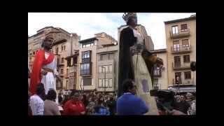 preview picture of video 'Encuentro interprovincial de gigantes ciudad de  Tarazona 2014'