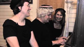 Ozark Hens Christmas in Missouri