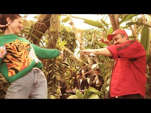 GANGSTA'S PARADISE - COOLIO & STEVIE WONDER | LMZG (Electro Swing Cover)