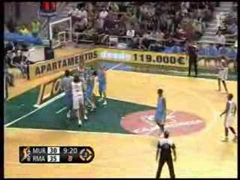 Resumen del Polaris World CB Murcia - Real Madrid (62-65)