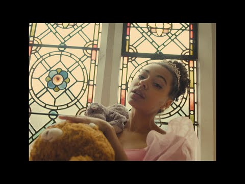 NENDA - Borders (Official Video)