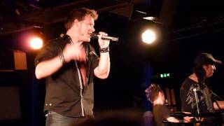 &quot;FREEWHEEL BURNING&quot; -FOZZY- *LIVE HD* NORWICH WATERFRONT 18/10/10