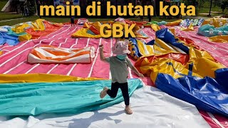 Download lagu Main di hutan kota Gelora Bung Karno mp3