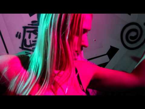 Sean Strange ft Bizarre of D12, Bundy, Nems & Autopzy -Switch The Flow Official Video