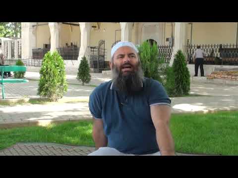 3. Pyetje Përgjigje me Hoxhë Bekir Halimi në oborin e Xhamisë Isa beu