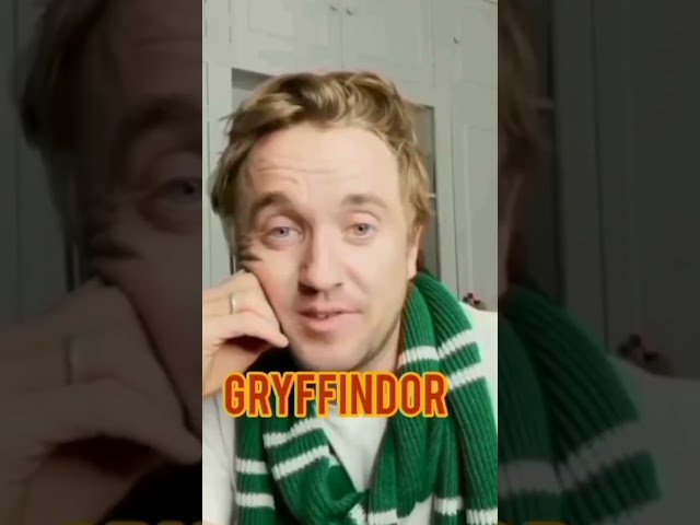 Vídeo relacionado con Harry Potter Sorting Hat Mug - Slytherin, Heat Reveals The Hidden Hogwarts House, Thermal Pattern Change, Black