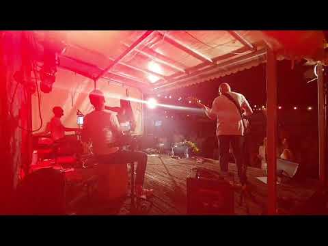 THE UNIQUES live // For you (Manfred Mann's Earth Band)