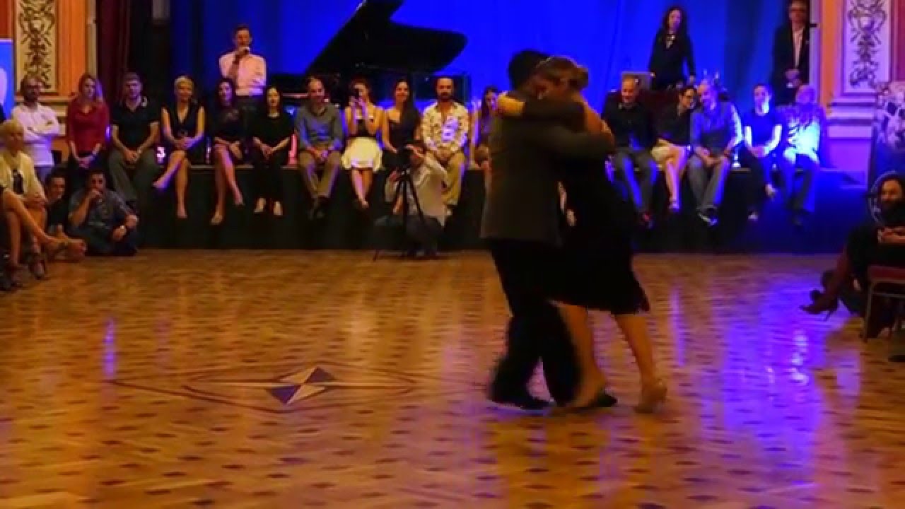 Carlos Espinoza & Noelia Hurtado 2/4