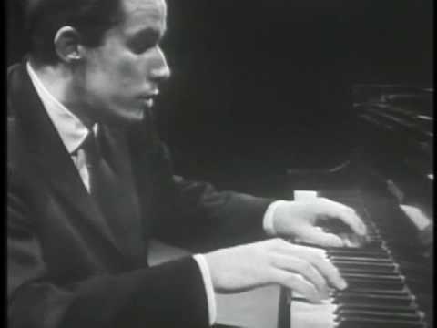 Glenn Gould - Paul Hindemith , Piano Sonata No. 3 - Fugue