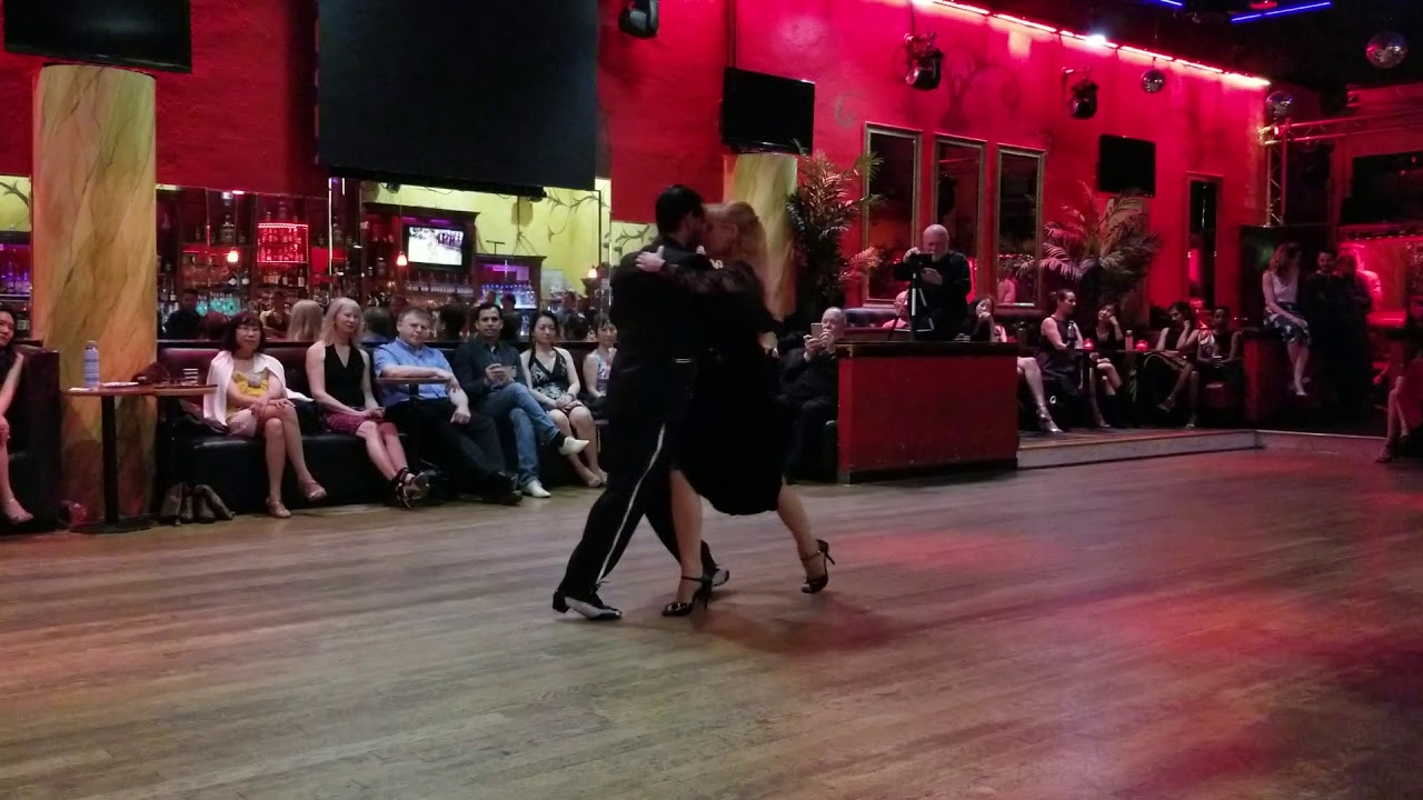 2019, Pablo Nievas & Chantal Eril, Vals @ Alberto’s milonga, California. El Vals Sonador by Calo