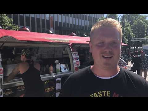 Harakirikorven - världens starkaste korv på Stora torget