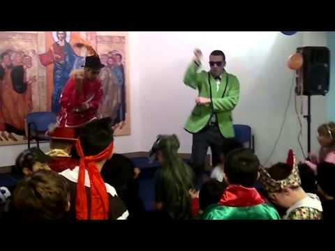 PSY (Park Jae-Sang)  alla Festa di Carnevale ACR&Scout!