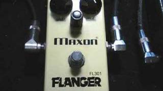 Video thumbnail for Maxon FL-301 Flanger by vela75