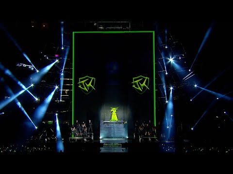 JELENA KARLEUŠA - KARLYB*TCH - SPECIAL EVENT (BELGRADE WATERFRONT)