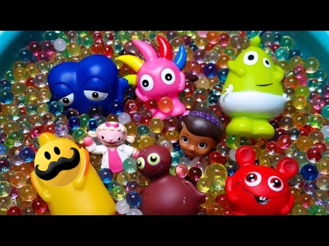 Babblarna Badar i Bollhav, Babblarna  flyter | Lek och Lär 😜 😝 😛