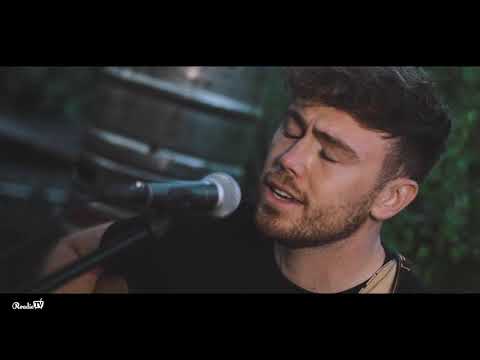 MATTHEW CRAMPSEY // HOME TO DONEGAL (cover) // ROADIE TV