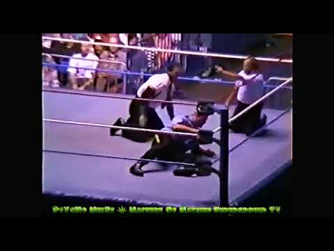 Masterz Of Mayhem TV - Classic Wrestling - Big Bossman Vs  I.R.S. - WWF Fan Cam