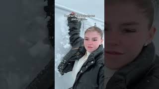 Suis-je la seule à toujours avoir mes pneus d’été??🧐 #drole #neige #quebec #tempete #pneu