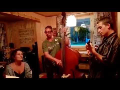 download lagu mp3 mp4 Tulppo, download mp3 Tulppo free downloadn, video klip Tulppo