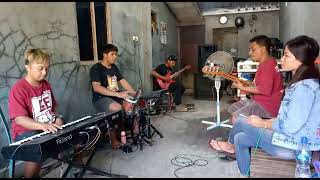 Download lagu dendam kebencian versi latihan voc dewie p. mp3 Download lagu dendam kebencian versi latihan voc dewie p. mp3