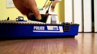 preview picture of video 'LEGO Police Boat 7287 review.'