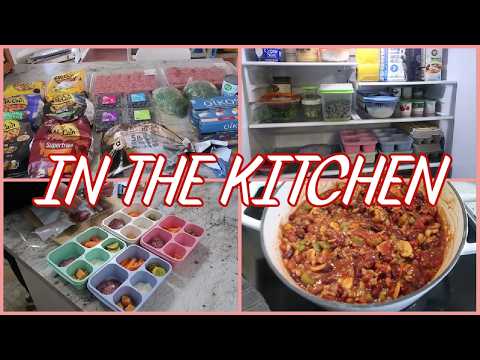 IN CUCINA - FARE LA SPESA - RIEMPIRE IL CONGELATORE - ORGANIZZARE IL CIBO - PREPARARE IL CIBO