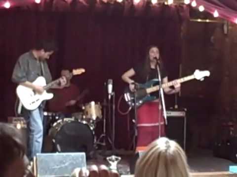 Mariana Iranzi - Bluesando (Live)