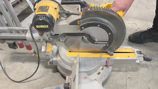 Торцовочная пила DeWalt Kap- og geringssav med skydefunktion 305mm DEWALT DWS780-QS Med | Изображение 4 - Machineryline