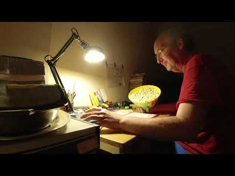 MongoTV_10548 - Del 1 - POPPER POPCORN TIRSDAG AFTEN OG SNAKKER EFTER I DAG FIK 2.000 KRONER GRATIS