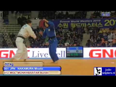 Judo 2010 Suwon: Misato Nakamura (JPN) - Bundmaa Munkbaatar (MGL) [-52kg].