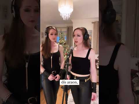 🇮🇪🎄Irish version of Silent Night / Oíche Chiúin  #SilentNight  #shortsfeed #shorts #celticmusic