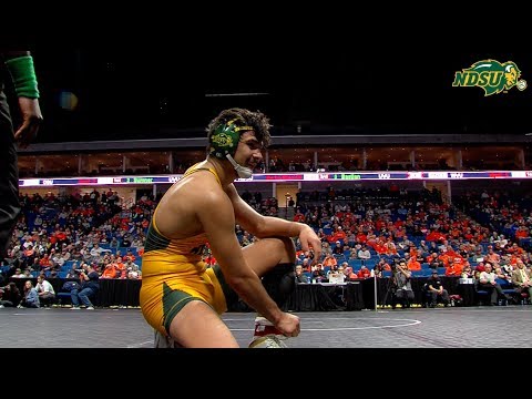 De La Riva Finishes Third at Big 12 Championship