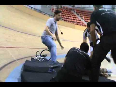 55 b Queda de Bicicleta Hugo Velódromo   Passione