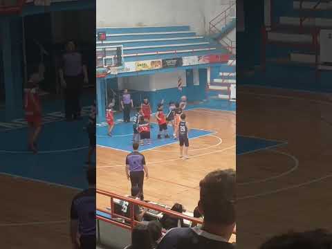 club unión madereros de basquet general mosconi salta .. un poco lo que fue partidazo de mi hija jaz