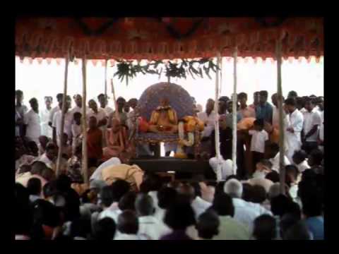 We Cannot Follow Asadhu-marga. We Must Follow Sadhu-marga - Prabhupada 0831