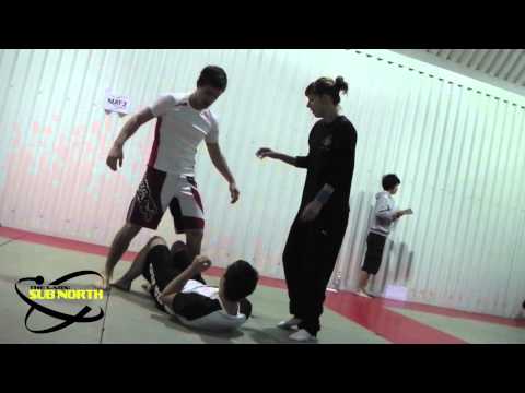 4 u73kgs Novice  Group B - Match 1 - Martyn Berrington (The Pound) vs, Richard Harold (Stealth BJJ)