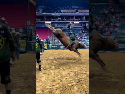 One year ago José Vitor Leme & Woopaa broke a long standing record inside the BOK Center 97.75 🇺🇲🐂🔥