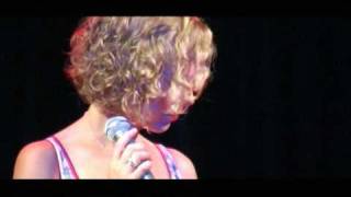 Aura Bakker - Live in Paradiso - 'Now & Never When'