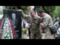 До слёз! Смотрите ватники какое уважение к погибшему прапорщику: Герой Украины генерал-майор пришел на могилу побратима (видео)