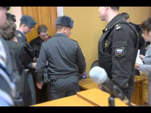 Водитель, из-за которого четверо тамбовских подростков сгорели в машине, проведё...