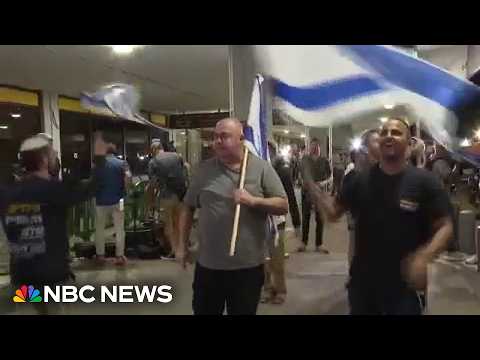 Passengers on diverted plane arrive in Tel Aviv