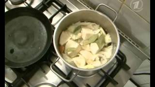 Слоеный грибной салат с курицей рецепт – европейская кухня: салаты. Еда изображения Слоеный грибной салат с курицей рецепт – европейская кухня: салаты. Еда изоражения