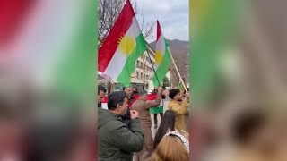 Bolzano, tensione durante la manifestazione per il popolo iraniano: interviene la polizia per sep...