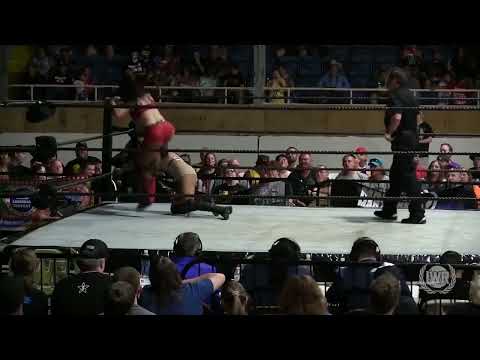 Ivelisse "La Sicaria" vs Gail Kim - WCR
