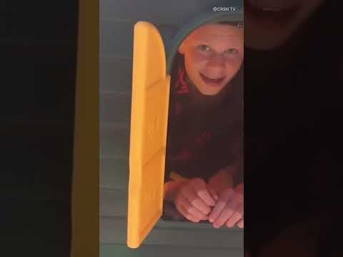 YouTube Thumbnail